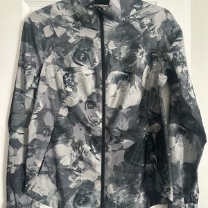 The North Face Women's Black and Gray Floral Ski Jacket